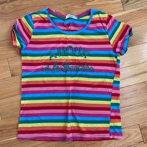 2/$40 🌈 Cute t-shirt